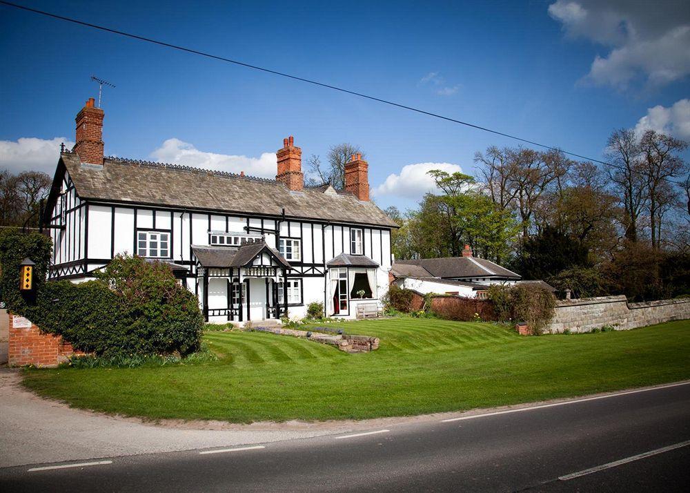 Donington Park Farmhouse Hotel Касл-Донингтон Экстерьер фото