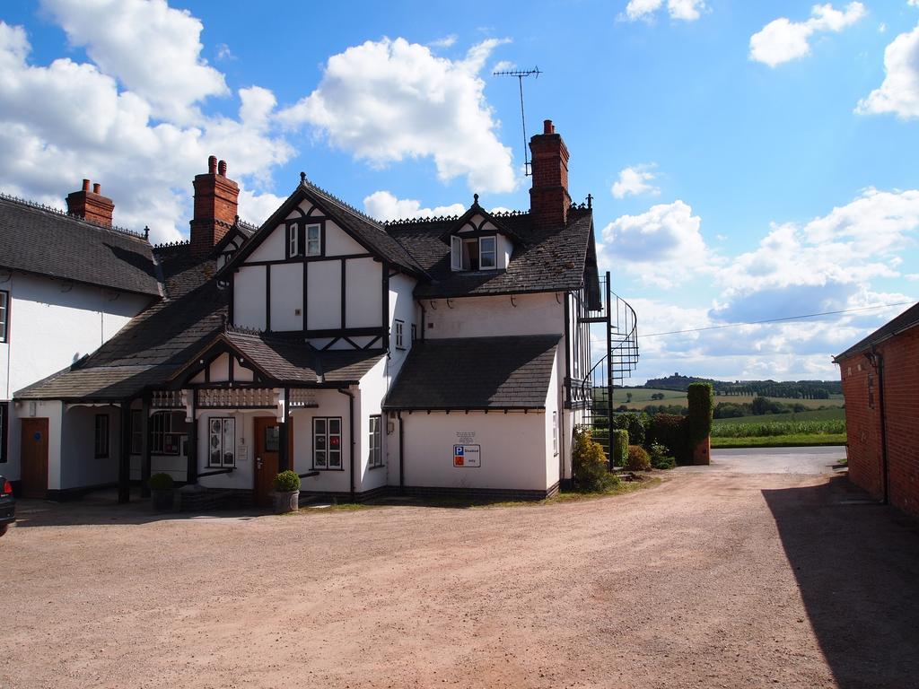 Donington Park Farmhouse Hotel Касл-Донингтон Экстерьер фото